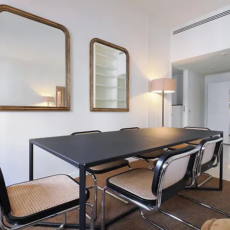 Homnest I Conservatorio Lux Apt * Milaan